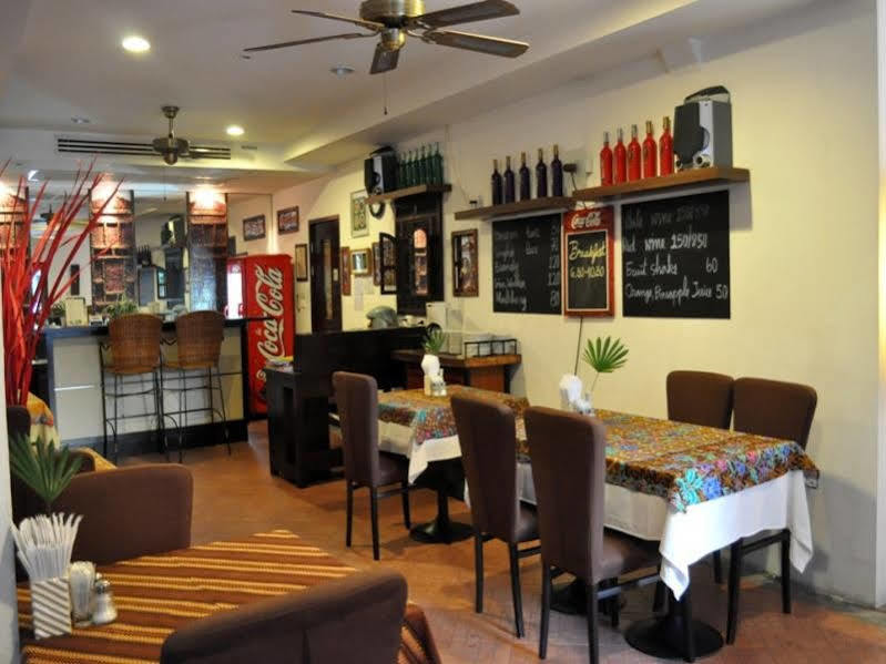 Drop Inn Bangkok Kültér fotó
